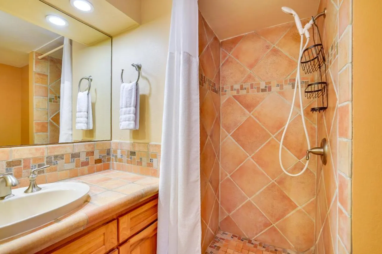 Maunaloa Vacation Rental - Walk To Kepuhi Beach!